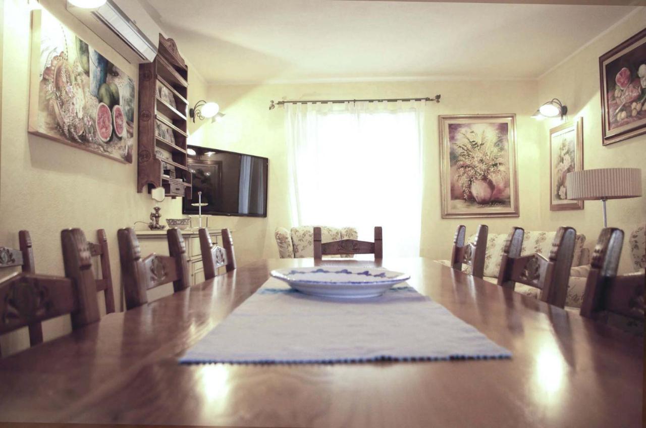 Casa De Ajala - B&B De Charme In Antica Dimora Totalmente Ristrutturata E Dotata Di Tutti I Confort Bagni Privati Spazio Living Patio Esterno Ambienti Climatizzati Degustazioni Prodotti Locali Làconi エクステリア 写真