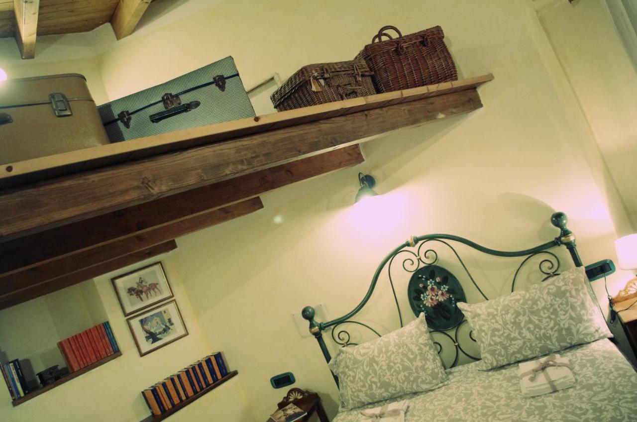 Casa De Ajala - B&B De Charme In Antica Dimora Totalmente Ristrutturata E Dotata Di Tutti I Confort Bagni Privati Spazio Living Patio Esterno Ambienti Climatizzati Degustazioni Prodotti Locali Làconi エクステリア 写真